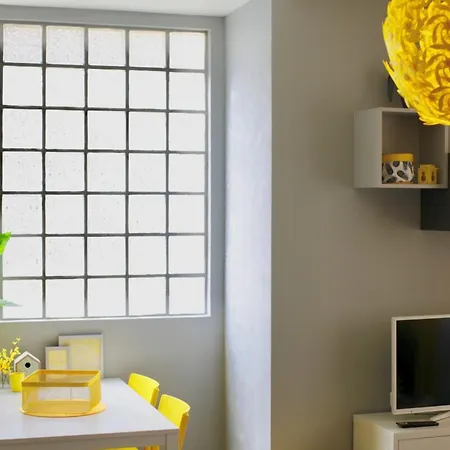 Le Cocon Colore - Centre - 50m De La Gare Apartment Annecy
