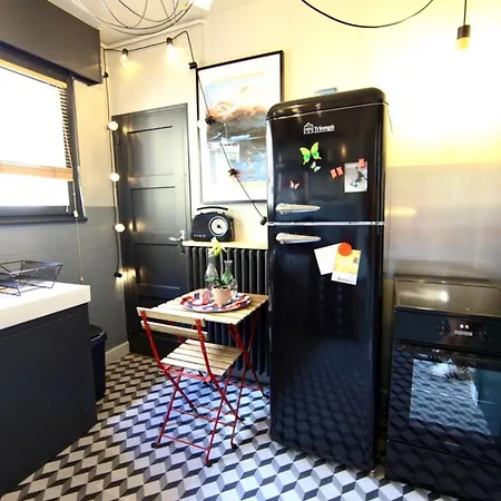 Le Cocon Colore - Centre - 50m De La Gare Annecy