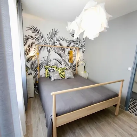 Apartment Le Cocon Colore - Centre - 50m De La Gare Annecy