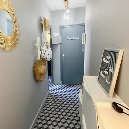 Apartment Le Cocon Colore - Centre - 50m De La Gare *